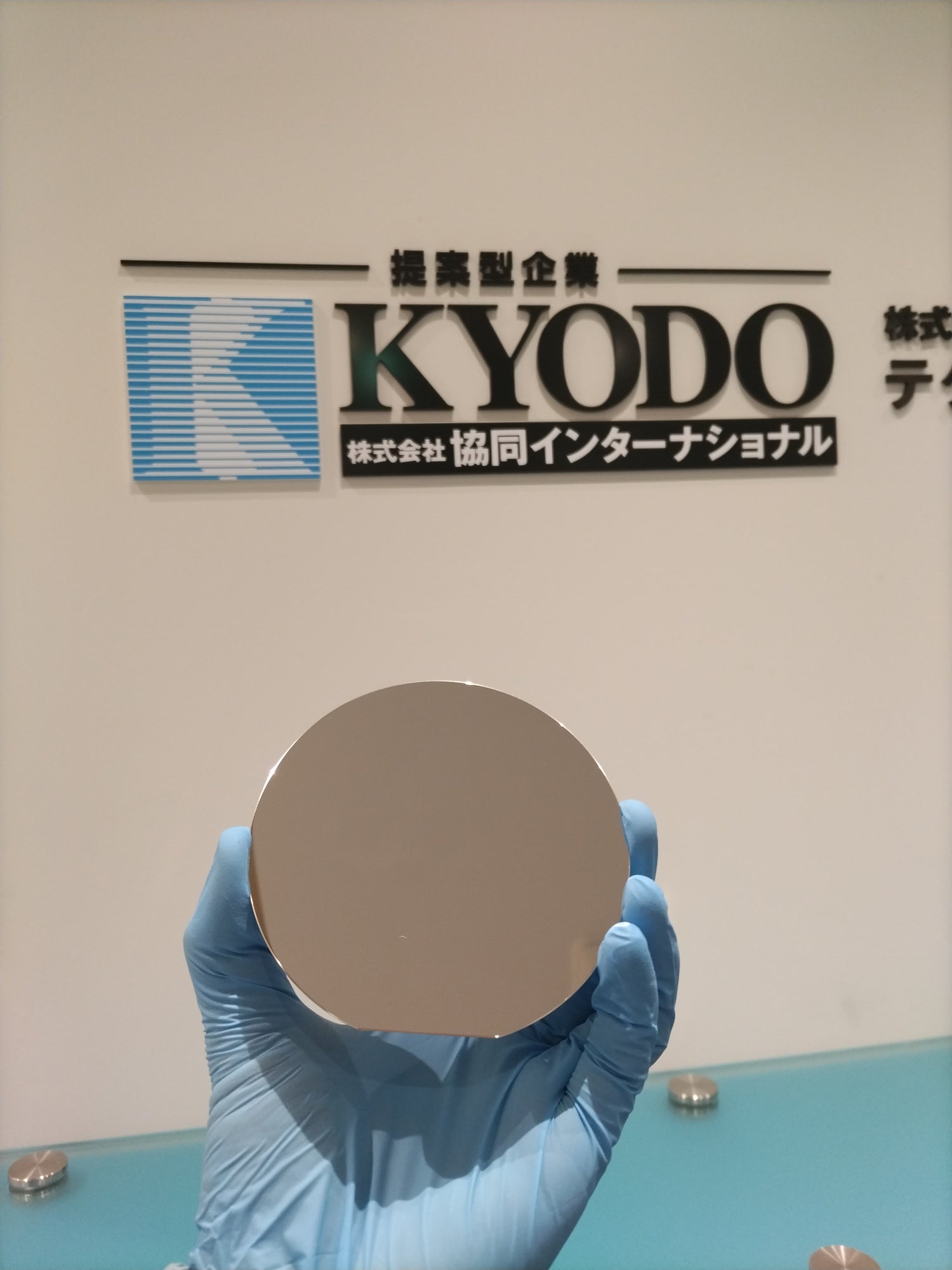 膜付きウェハ – 協同インターナショナル