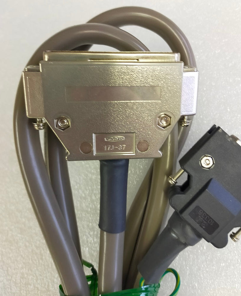 ギャラリービューアに画像をロードする, CONNECTOR&amp;CABLE
