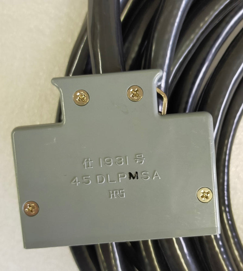 ギャラリービューアに画像をロードする, CONNECTOR&amp;CABLE
