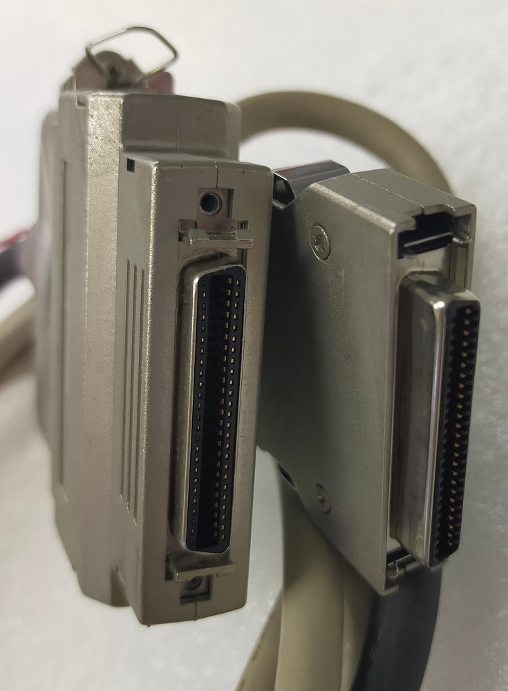ギャラリービューアに画像をロードする, CONNECTOR&amp;CABLE
