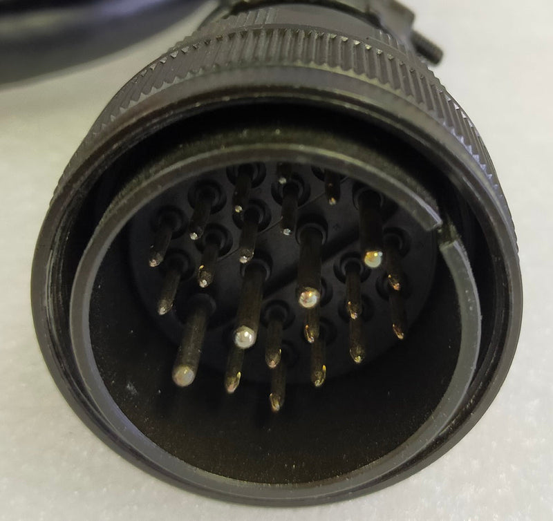 ギャラリービューアに画像をロードする, CONNECTOR&amp;CABLE
